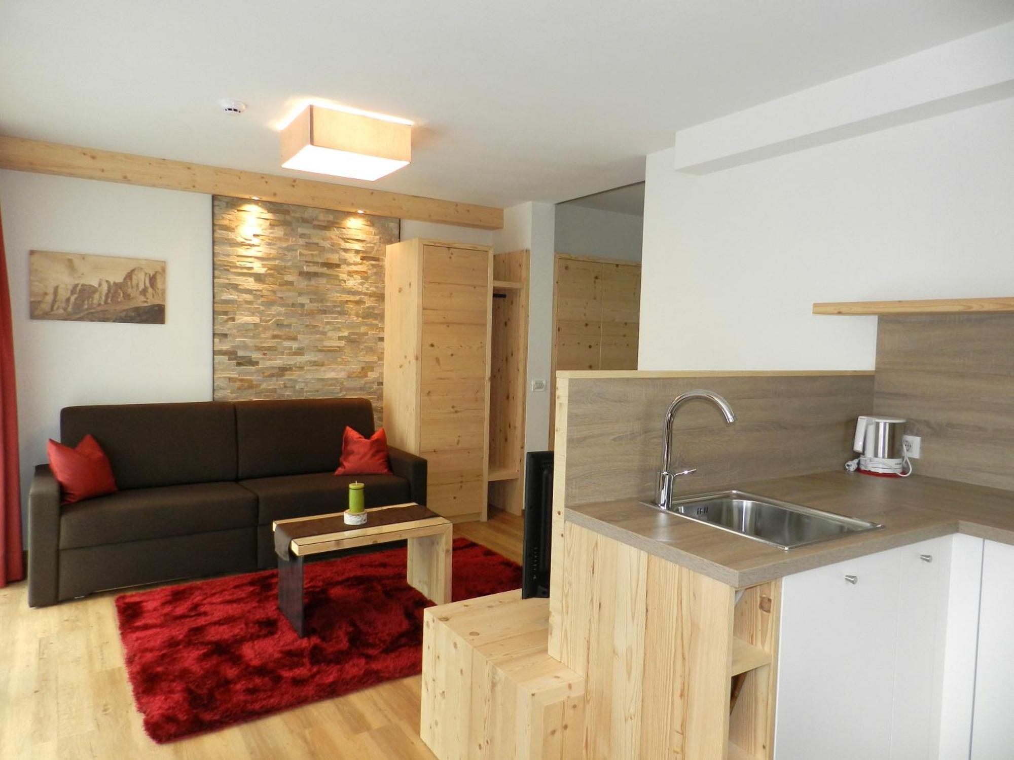 Garni Mezdi Hotel 3*