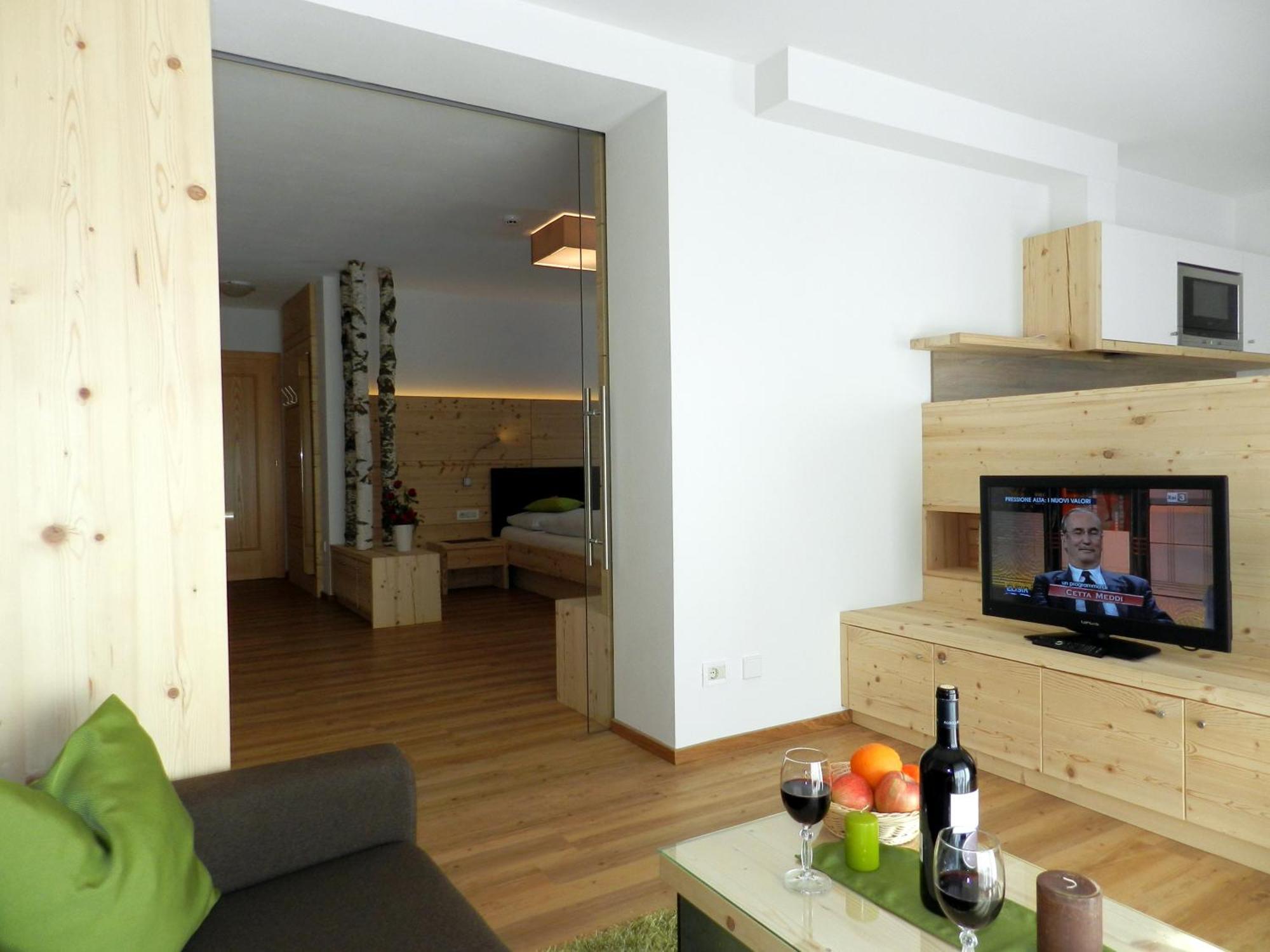 Hotel Garni Mezdi Selva di Val Gardena