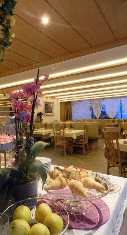 Garni Mezdi Hotel